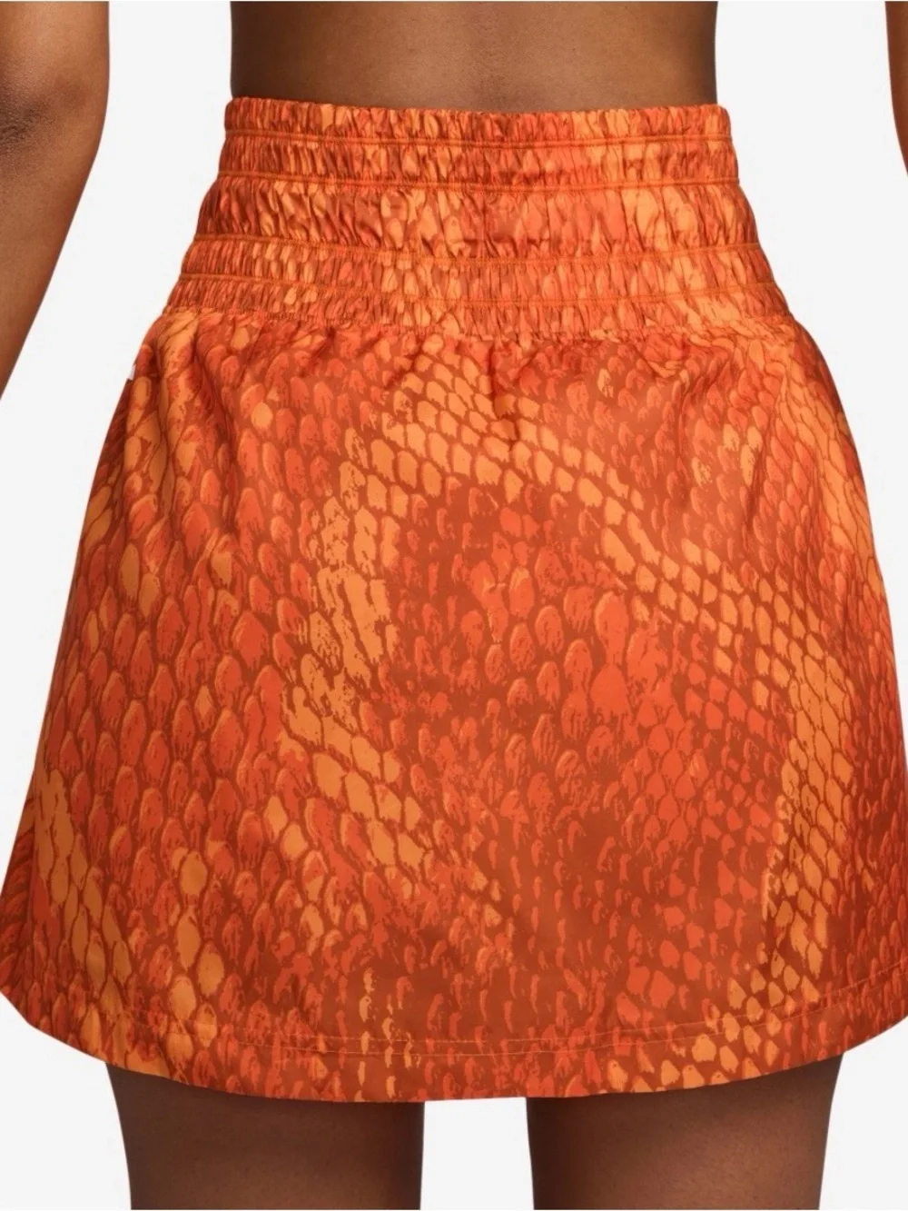Nike Women's KOBE Woven Bright Orange skirt- M